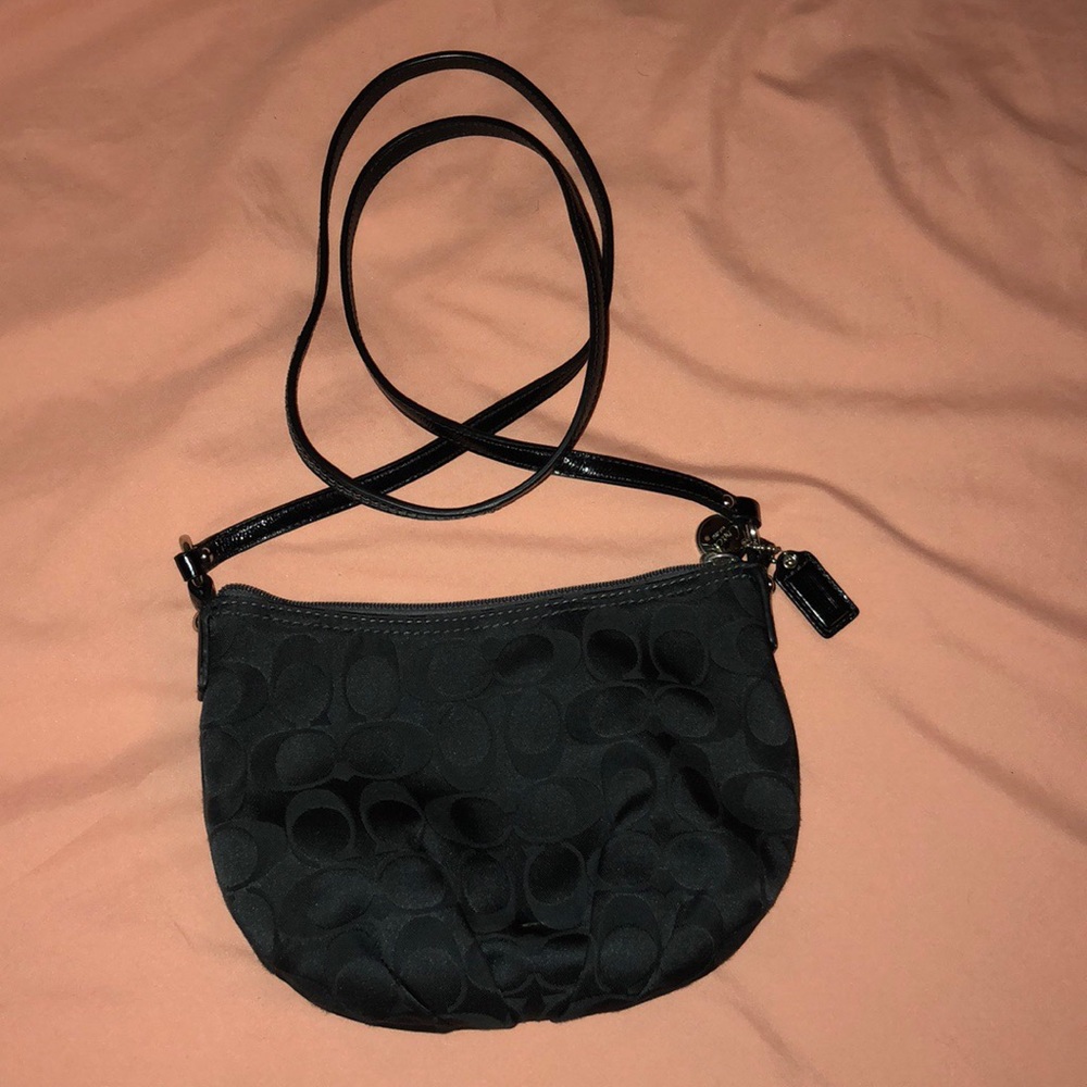 Small crossbody bag
